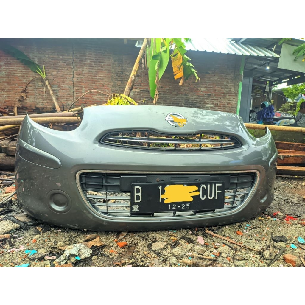 bemper nissan march 2011