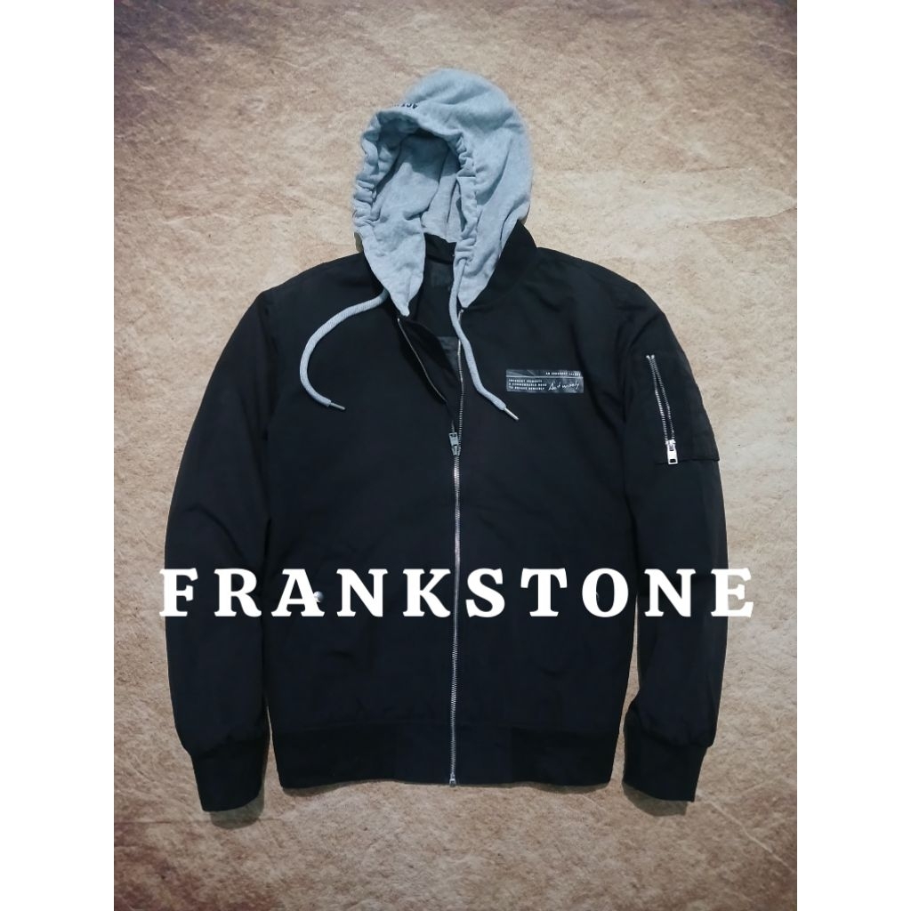 jaket bomber FRANK STONE seperti baru recomend
