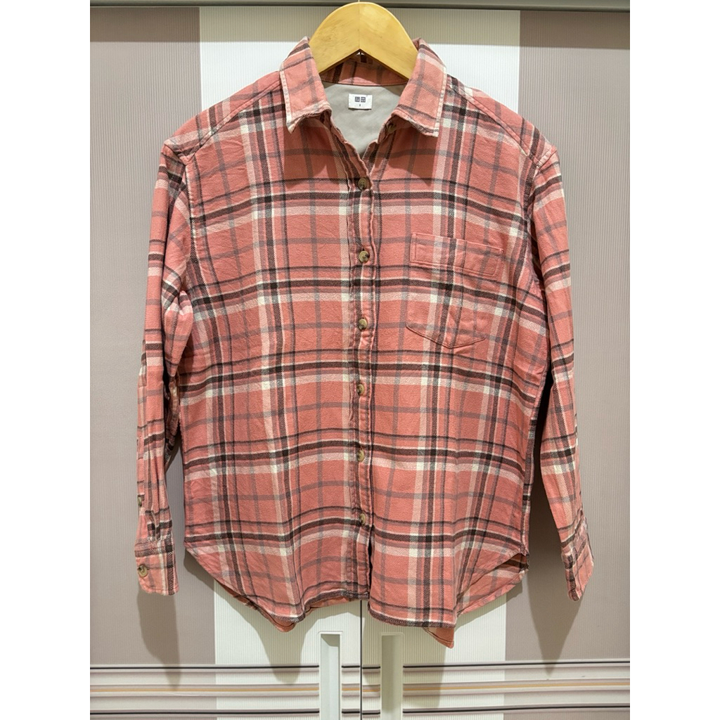 uniqlo flanel preloved