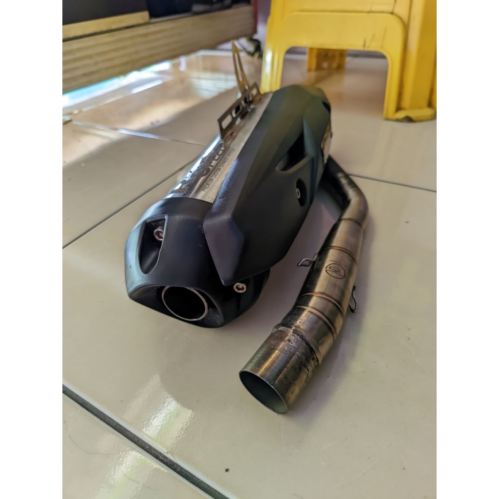 Knalpot RezSpeed Standar Racing Vario 160