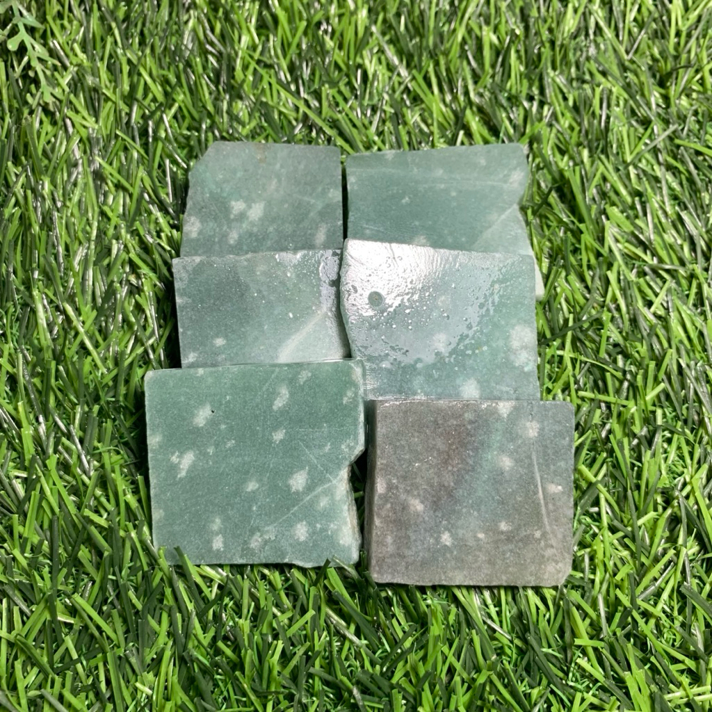 bongkahan Batu giok afrika