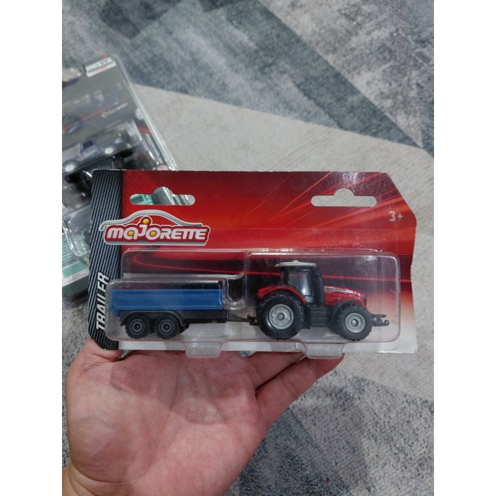 Majorette Tractor Massey Fergusson + Trailer