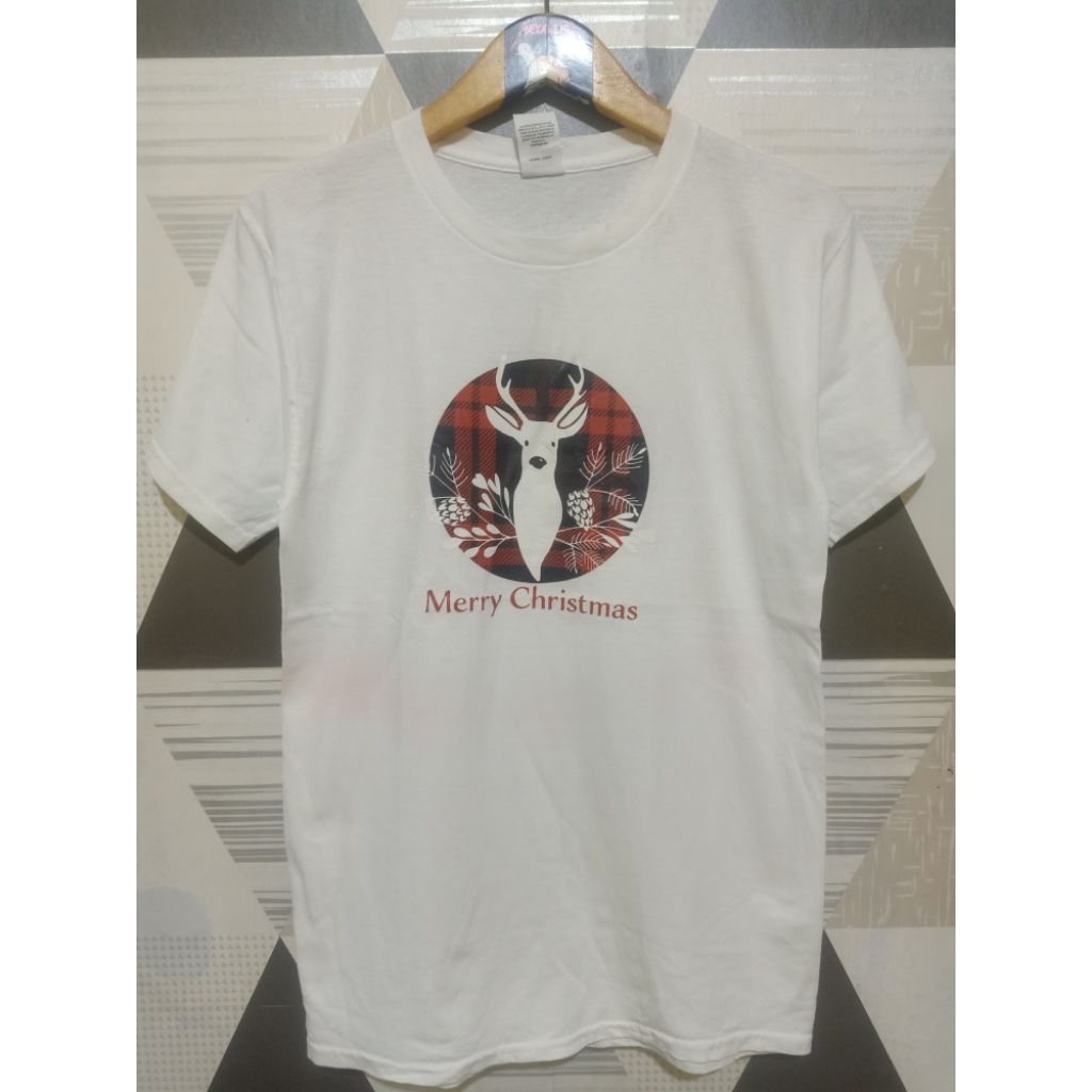 Tshirt Hanes Merry Christmas