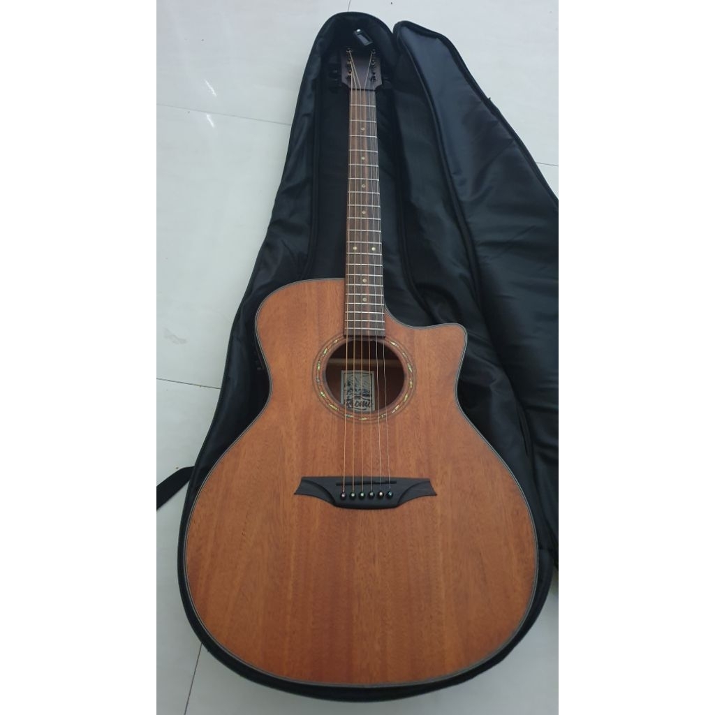 Bromo Acoustic Guitar Gitar Akustik BAT2MCE