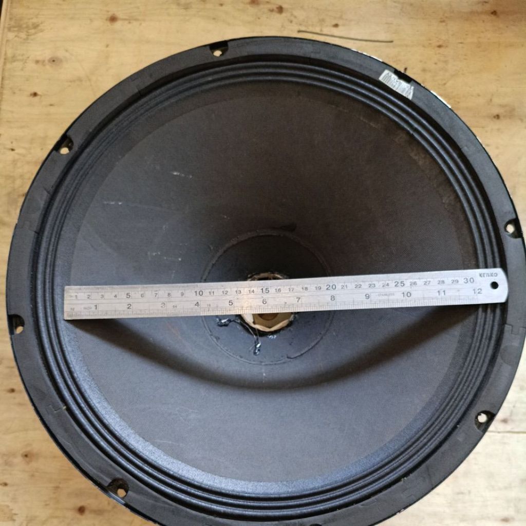 Rangka speaker 15 inc