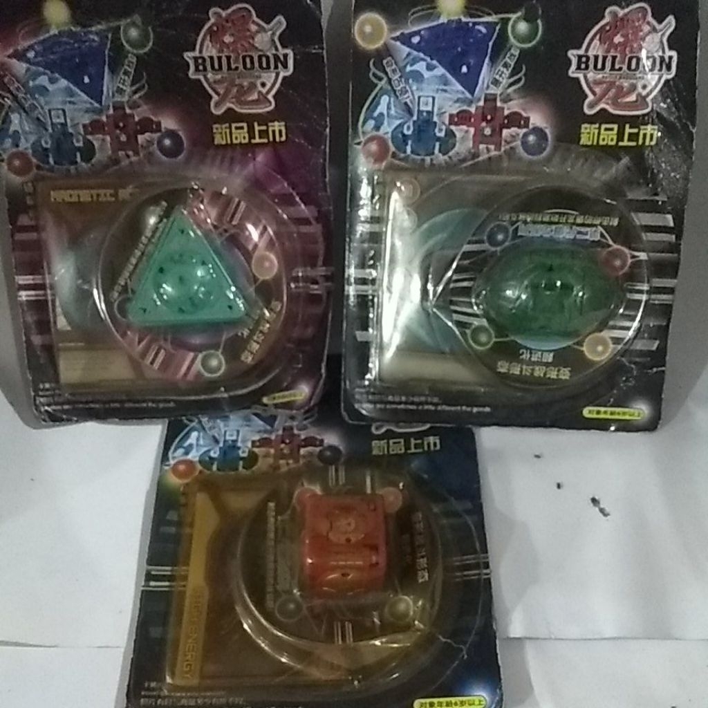 Action figure bakugan buloon  2