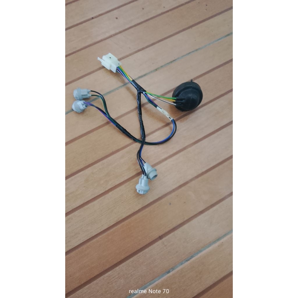 fitting lampu depan Mio M3/Mio Z original