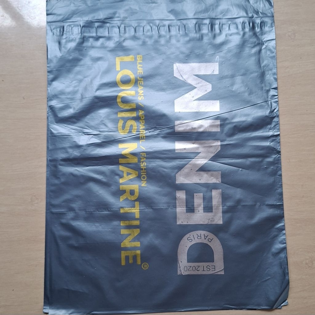 Plastik packing bungkus paket