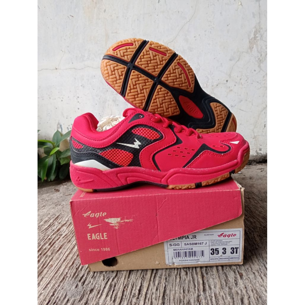 sepatu badminton eagle olympia anak original obral minus