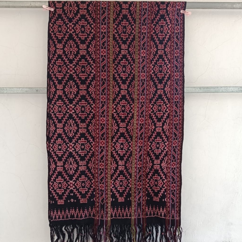 Kain Tenun NTT Maumere