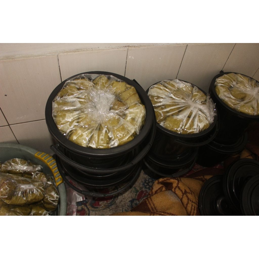 Tape Ketan Ibu Misrah Khas Kuningan Jawa Barat