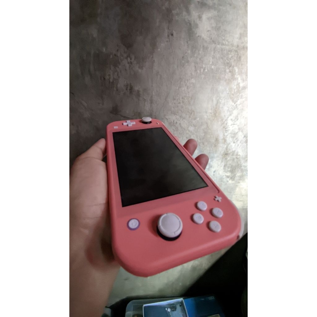 Nintendo Switch Lite Matot