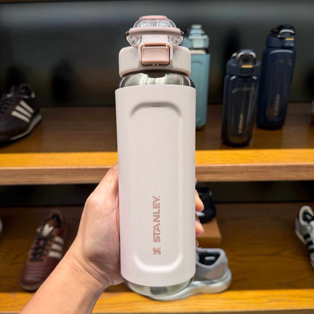 STANLEY CLASSIC WELLSPRING BOTTLE