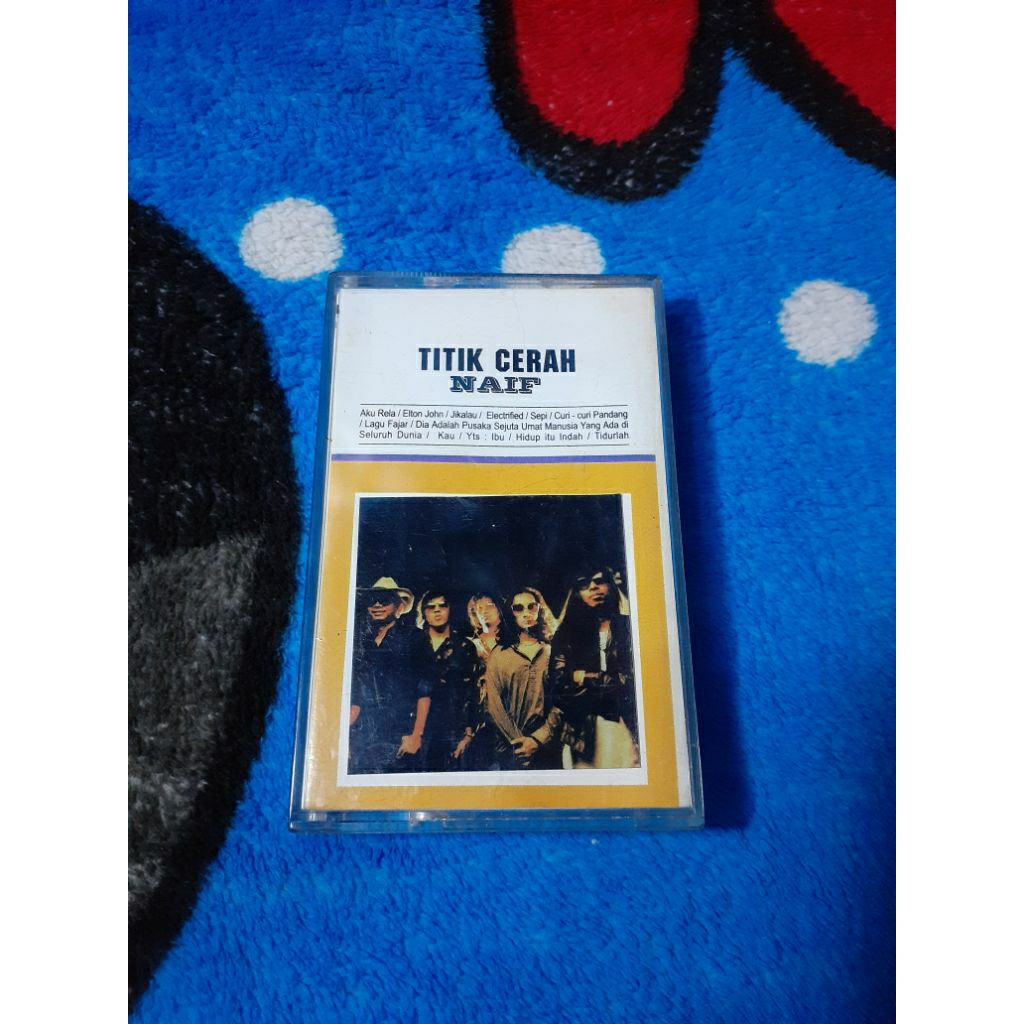 kaset naif album titik cerah