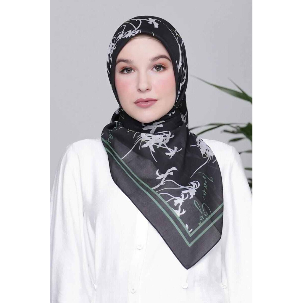 Mandjha Orchid Scarf By Ivan Gunawan - Hijab Original by Ivan Gunawan - Live