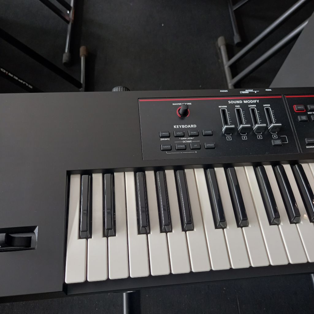 Roland XPS-10X Synthesizer