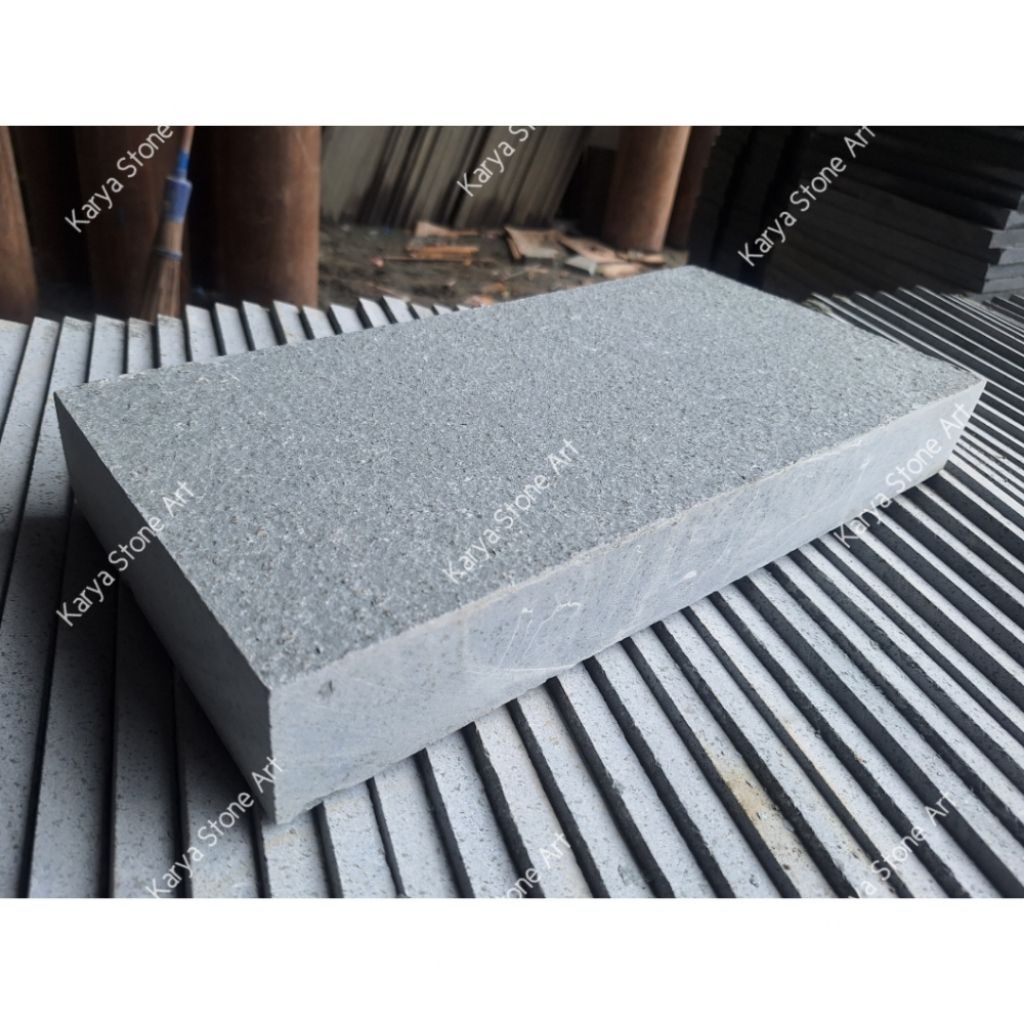 Andesit Bakar 20x40x3 / Andesit Abu2 Bakar / Batu Andesit Bakar / Batu Granit Outdoor