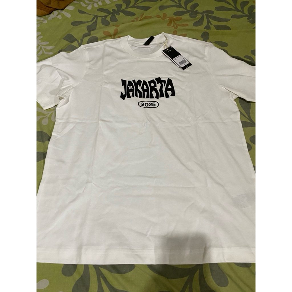 Limited Edition Jakarta Running Festival 2025 Graphic Tee Original Adidas Size L New 100000%