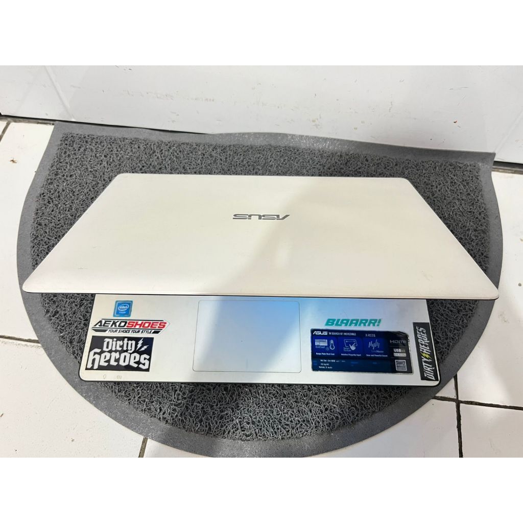 Laptop asus x453s putih Windows 10 pro 64bit Intel celeron n3050 1.6Ghz 2gb ram 500gb hdd Intel hd g