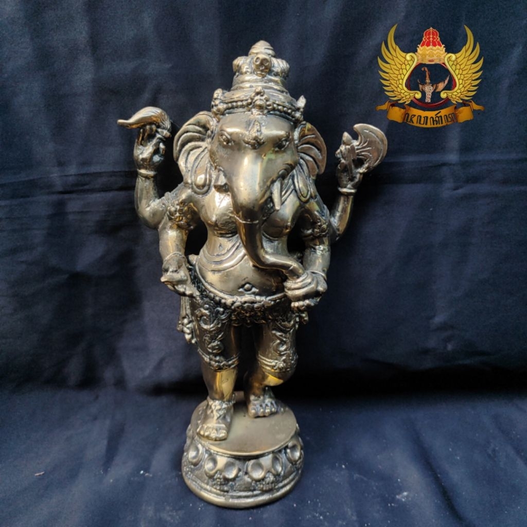 Patung Dewa Ganesha Garap Alusan Warna Kuning Emas