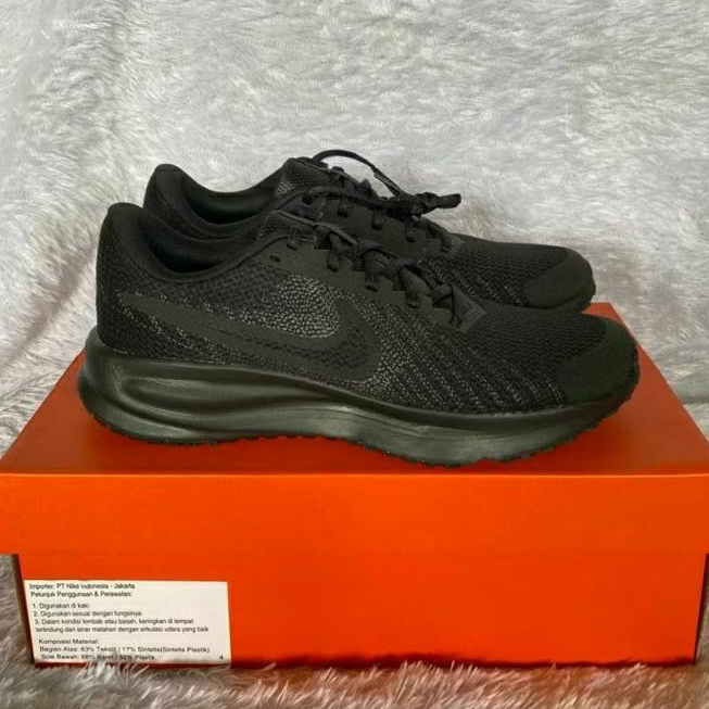 sepatu running Nike run defy hitam original resmi size 41 ,  42,5  ,  46
