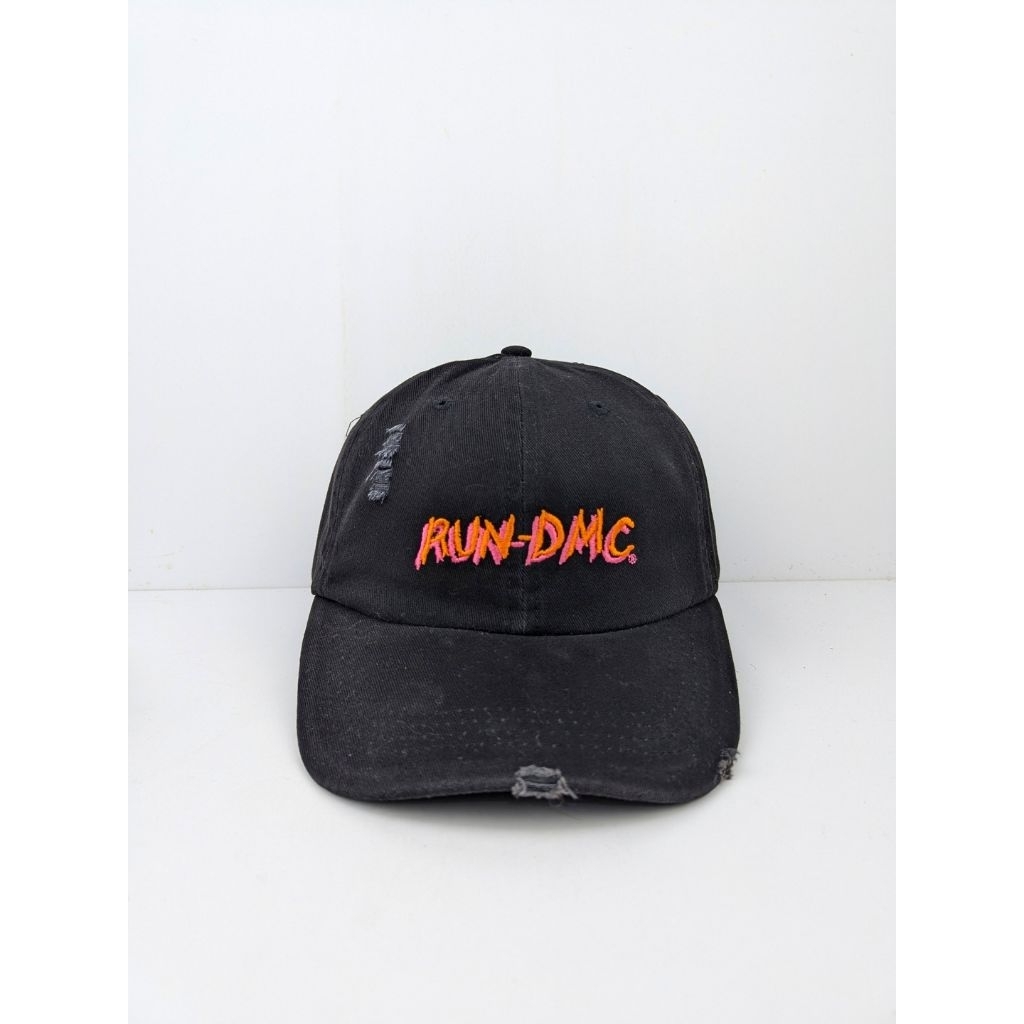 Topi Run DMC Logo Hip Hop Cotton On Black Orange Red Merchandise Band Ripped Simpel Skena Casual