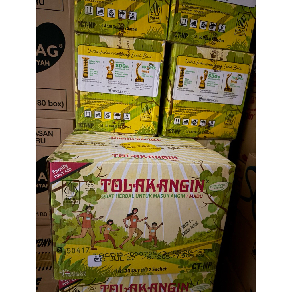 Tolak Angin Cair 1 Karton isi 30 Box