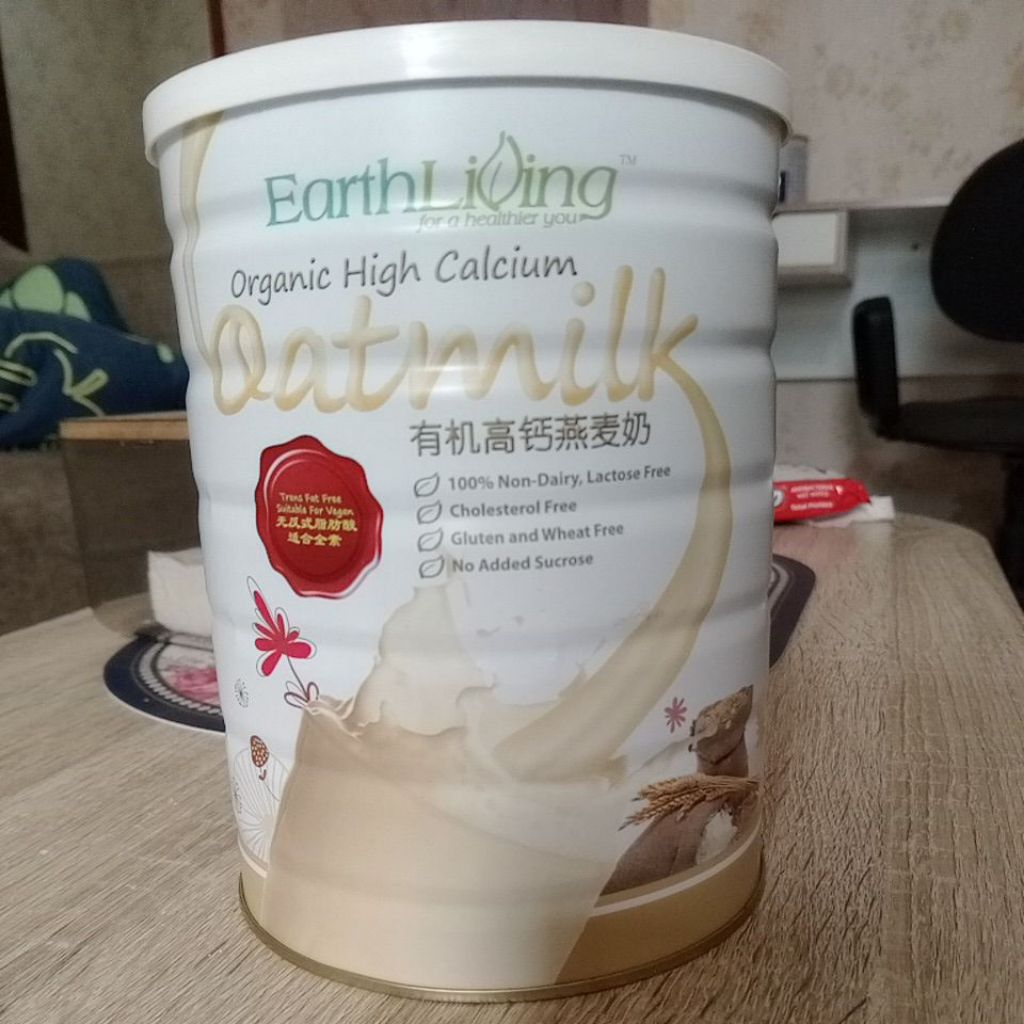 Earth Living Organic High Calcium OATMILK 850g. Expired Date 15 Maret 2026. MINUS KALENG PENYOK BAGI
