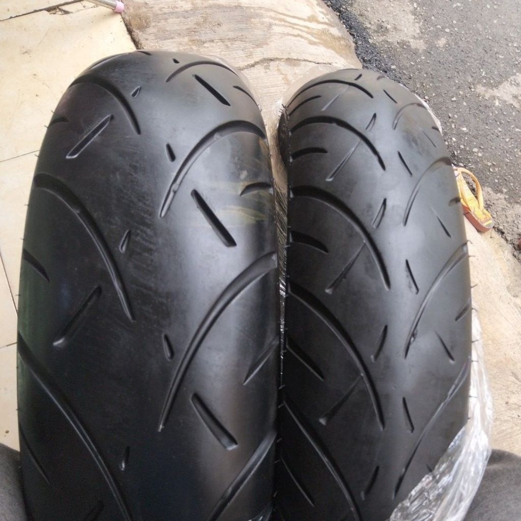 Ban metzeler marathon Harley Davidson 130/80-17 dan 180/65-16