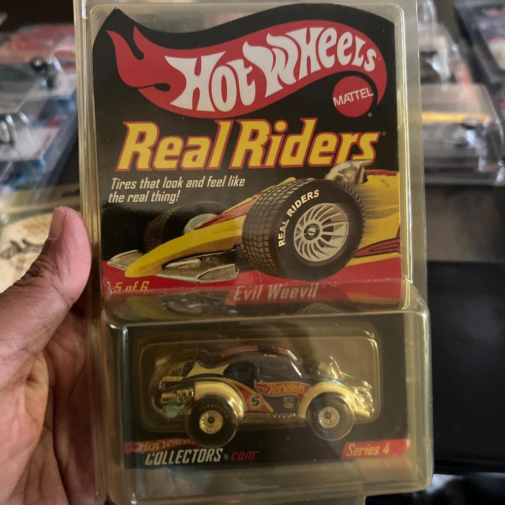 Hot Wheels Real Riders Evil Weevil Mobil Mainan Koleksi Series 4 Kondisi Sesuai Foto