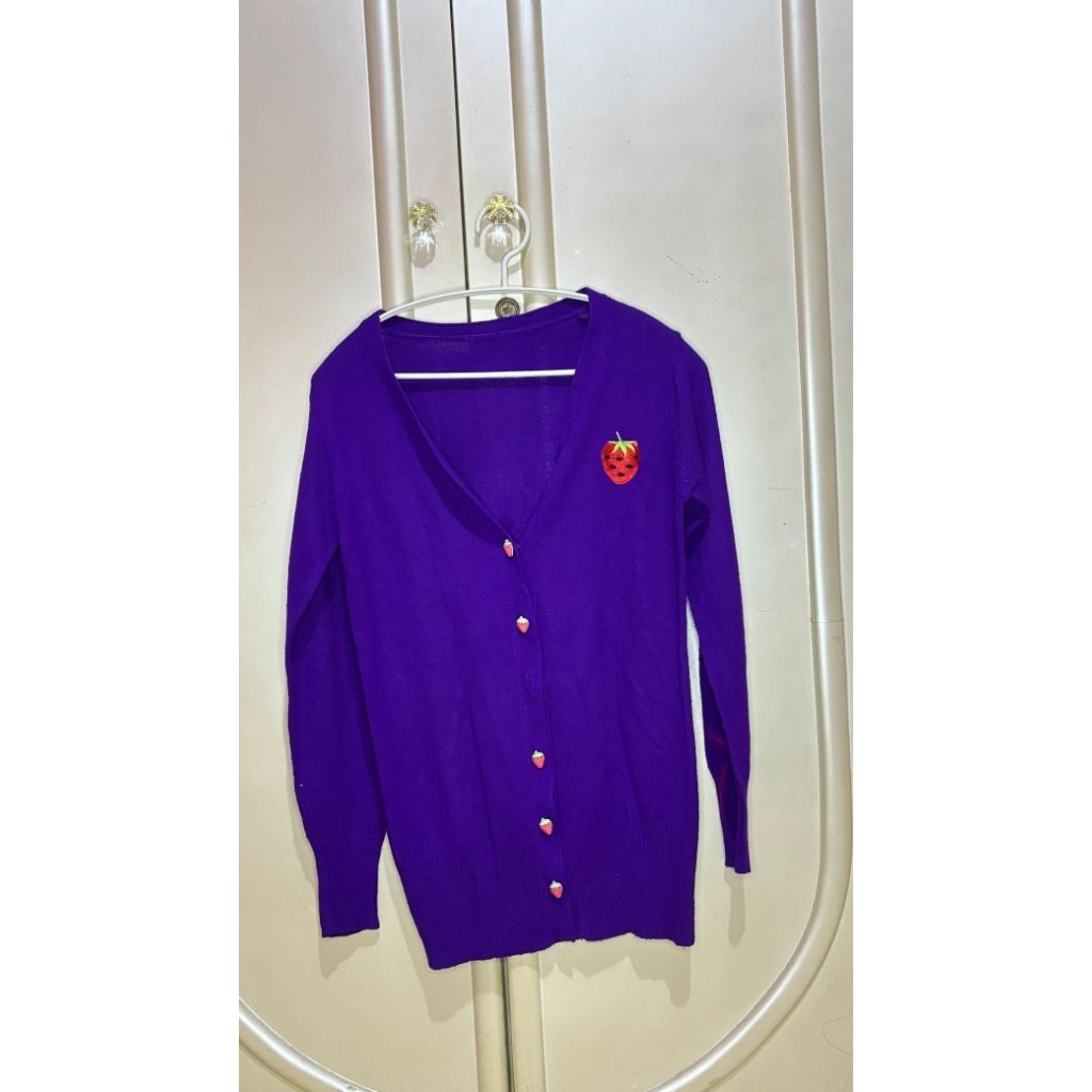 PRELOVED CARDI STRAWBERRY