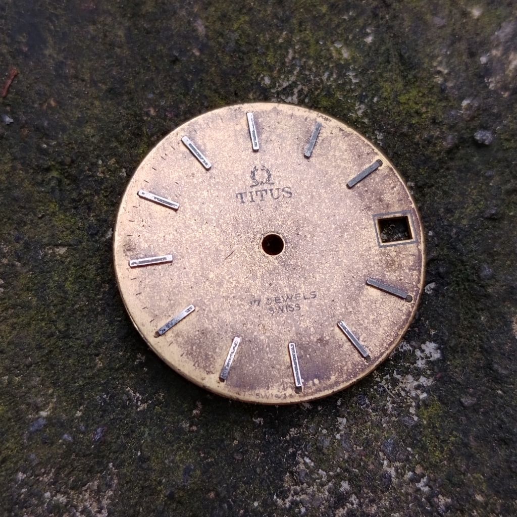 DIAL TITUS VINTAGE LADY WARNA GOLD