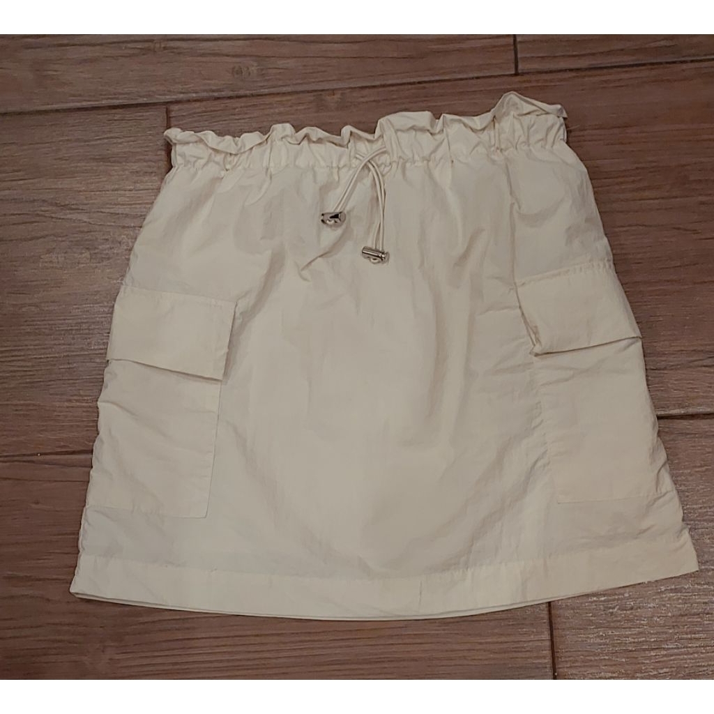 Rok Mini Cargo Imut Bahan Parasut Preloved