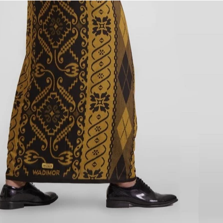 Sarung Tenun Wadimor Viscose Batik Coklat Hitam