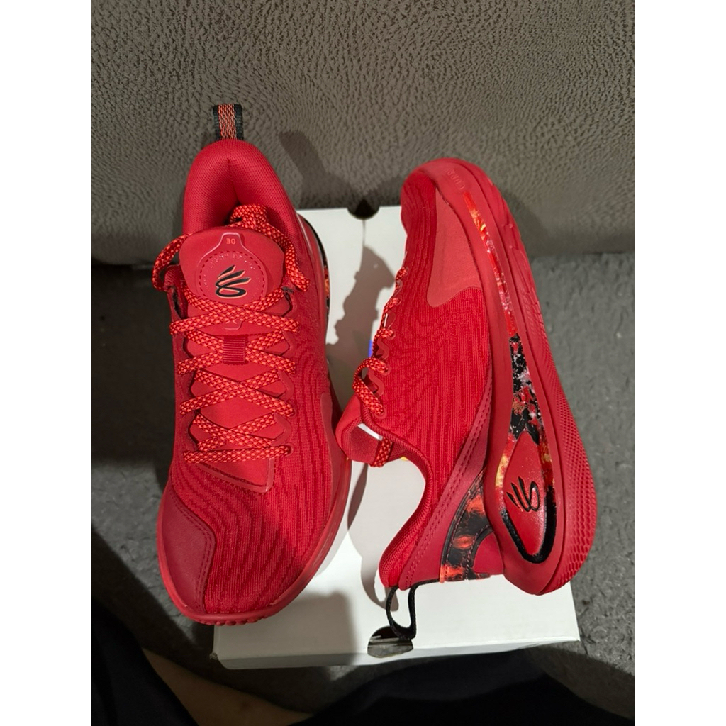 Sepatu Under Armour Curry 12