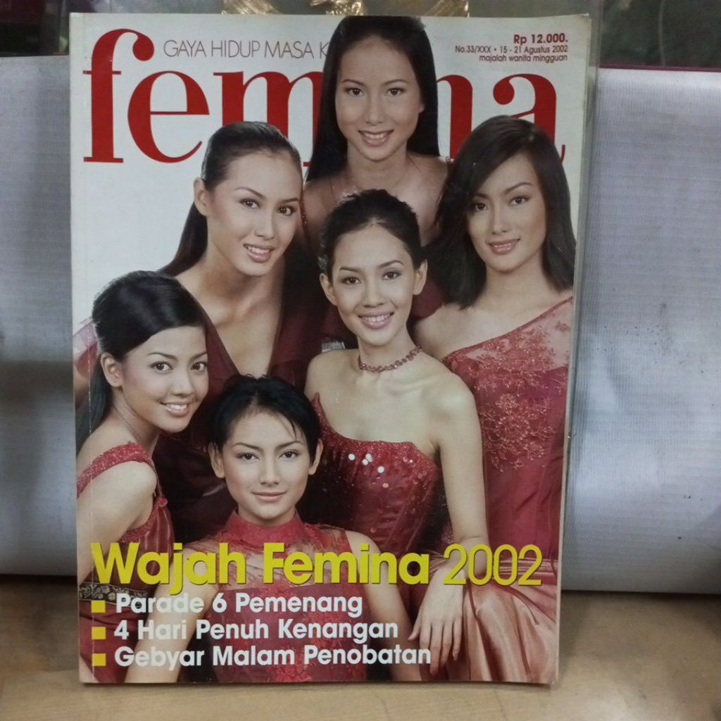 majalah wanita , femina ,gaya hidup masa kini ,wajah femina 2002, agustus 2002