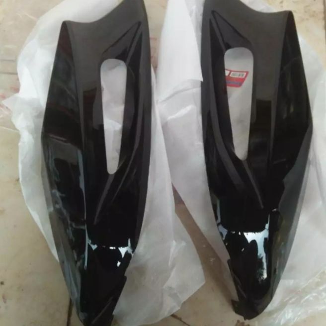 LEGSHIELD DALAM H-BLADE HITAM