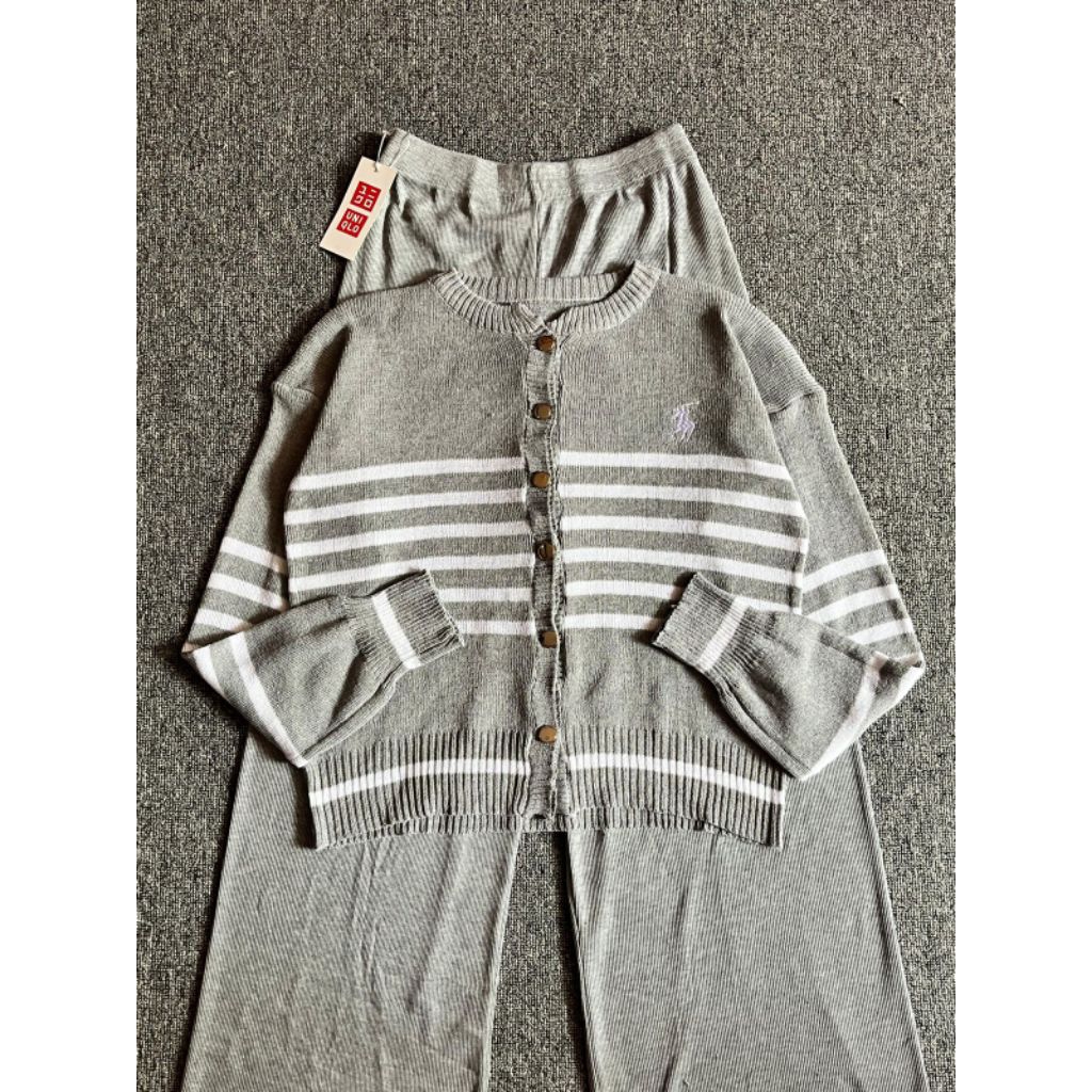 One Set Cardigan+Celana Joger Uniqlo Original