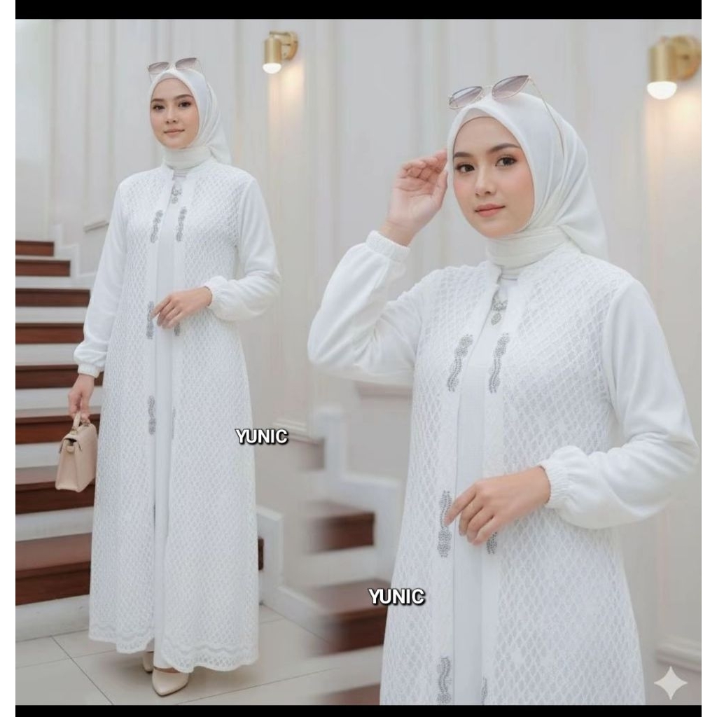 Gamis Elegan Wanita Warna Hitam Putih, Nyaman, Anggun, dan Simpel