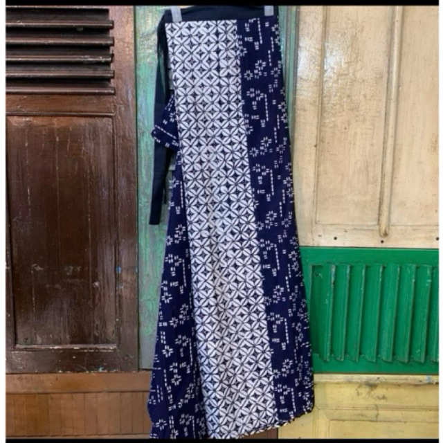 Batik Luwes Putera-Rok Katun Lilit Batik Cap