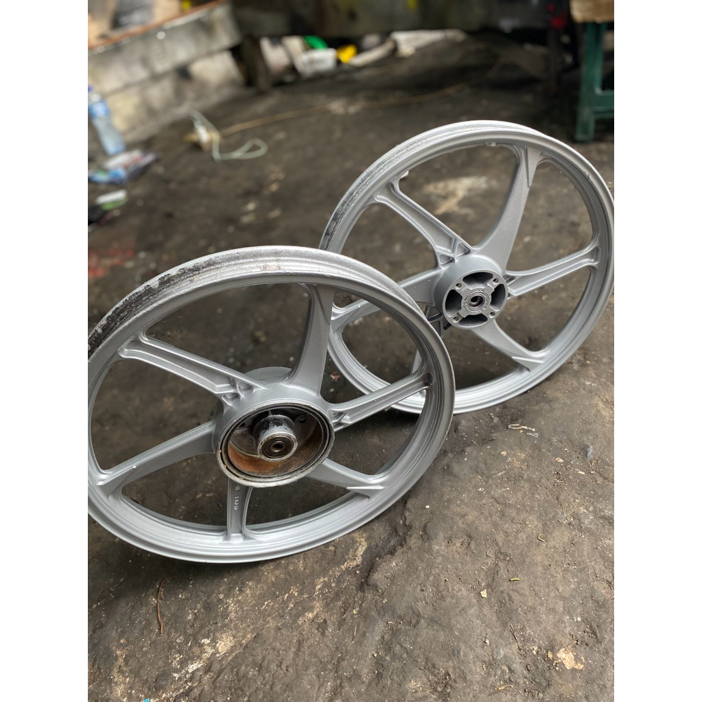 velg yamaha jupiter vega crypton fizr alfa fizr f1zr