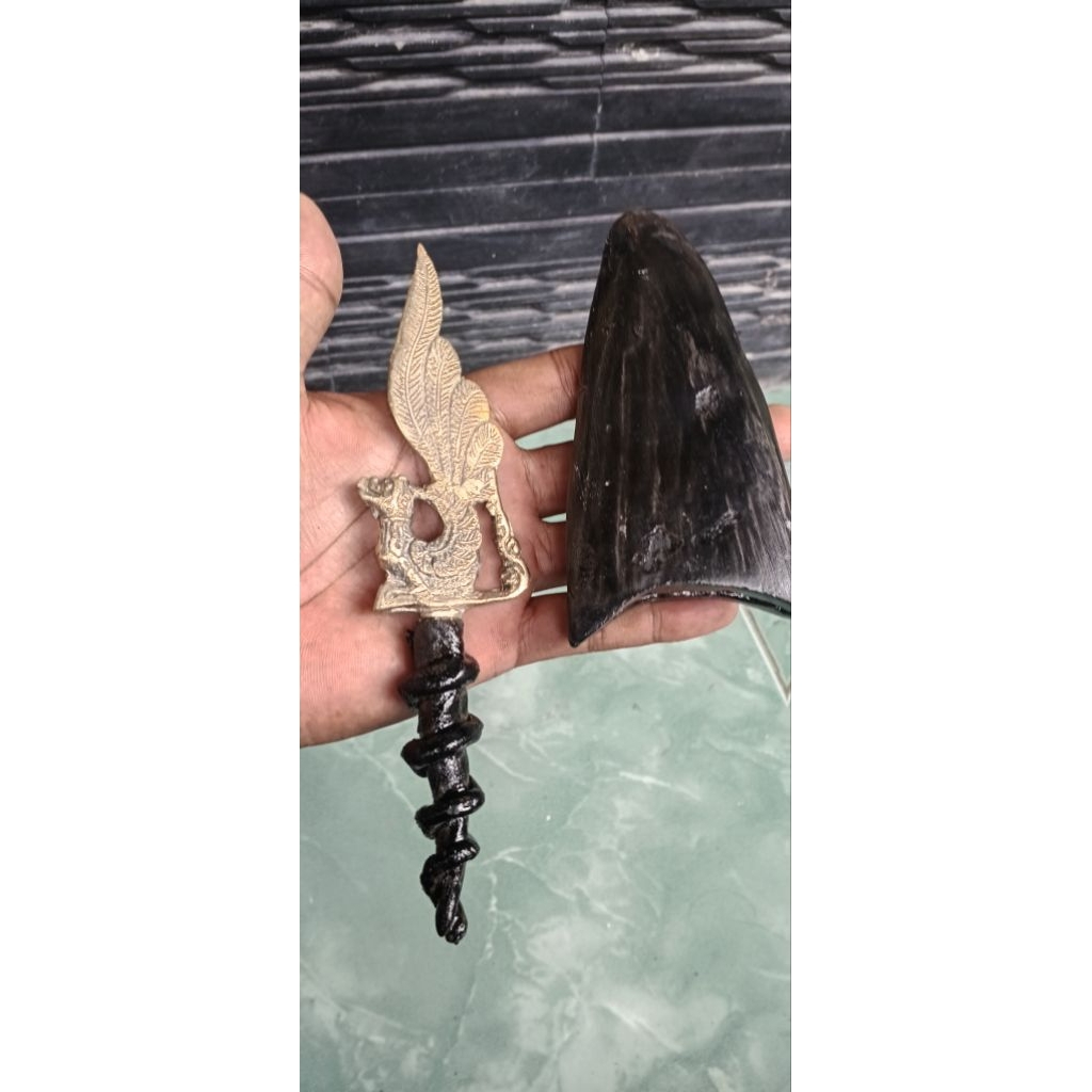 Keris aksesoris jatayu kuningan