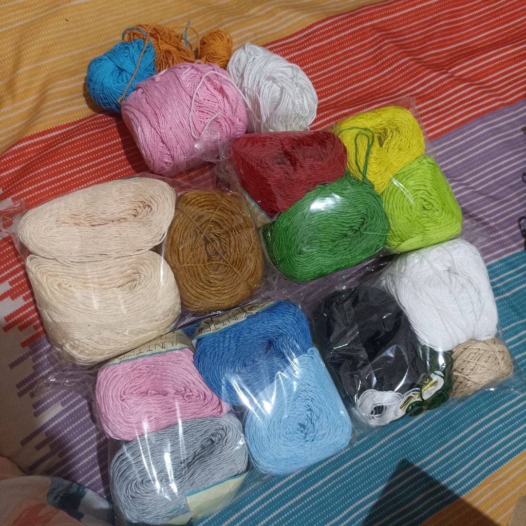 Bundling Benang Rajut Soft Katun United (Preloved)