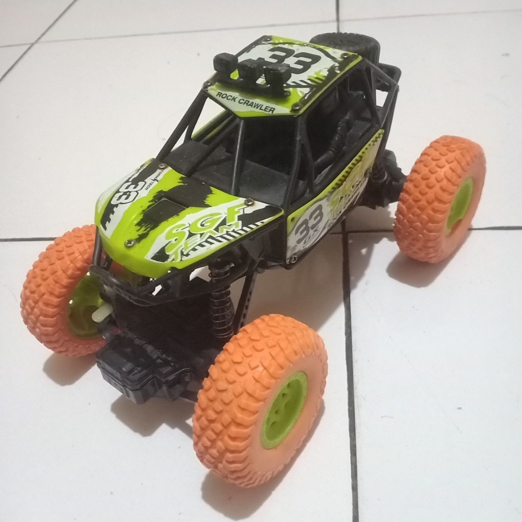 kit rc crawler 1:20 mobil remote bekas