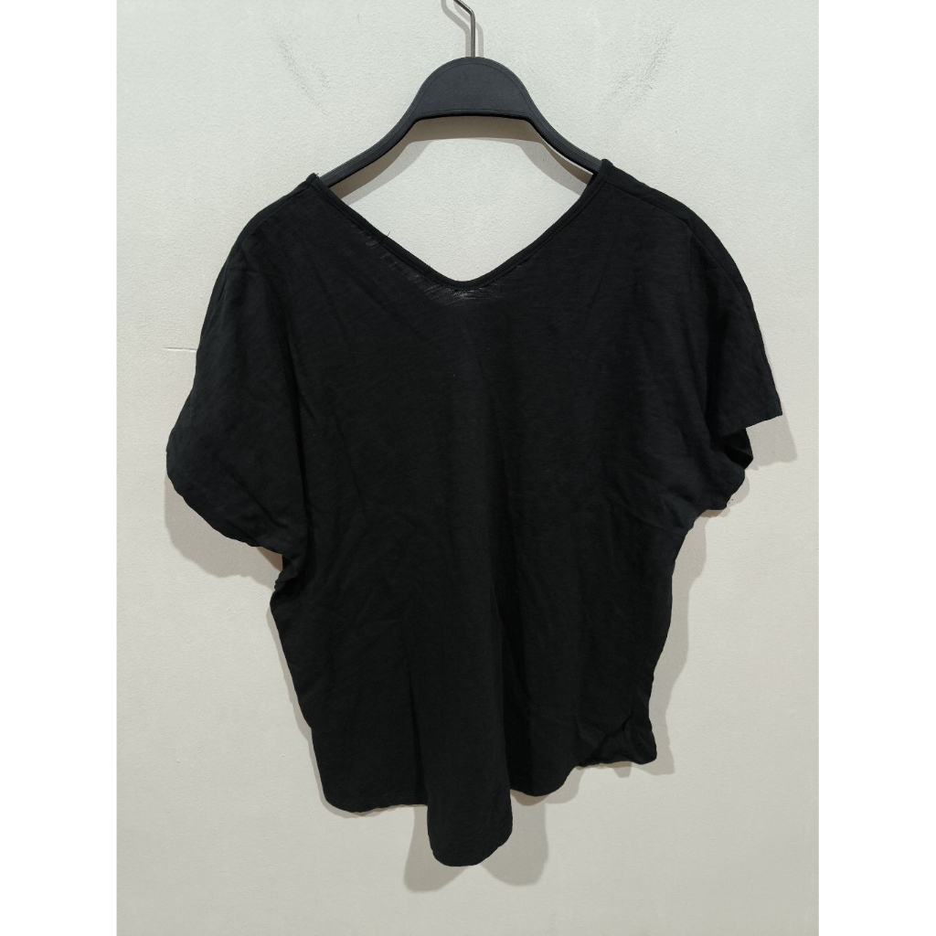 Preloved Kaos Wanita Batwing Vneck