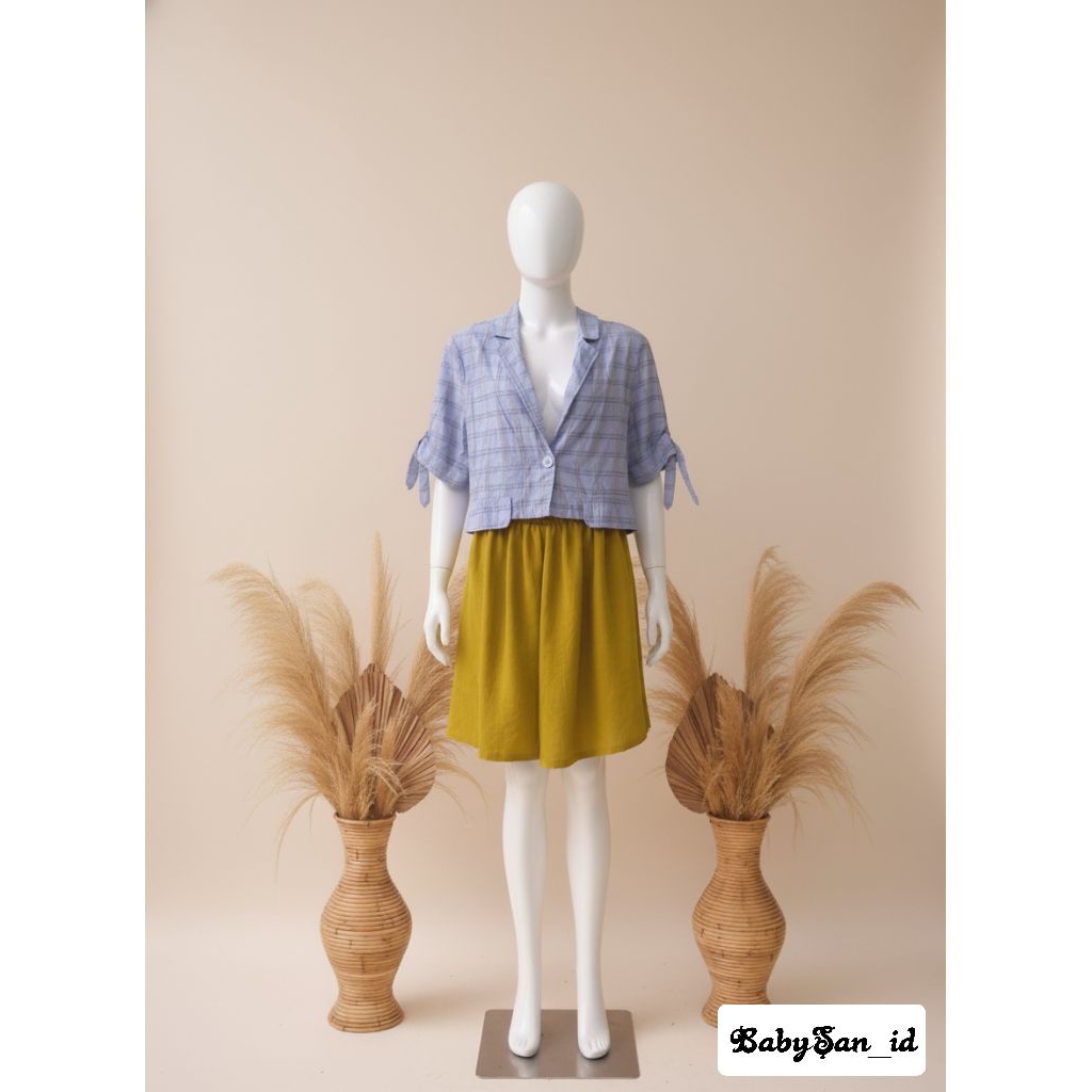 Outer Kotak2 CropTop