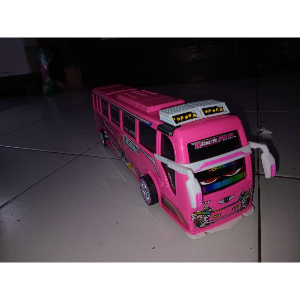 miniatur bus basuri