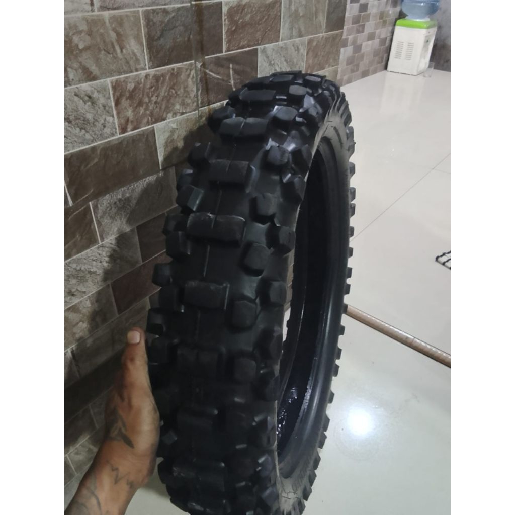 ban trail merek corsa ring18 ukuran 110/100-18 kondisi 95%