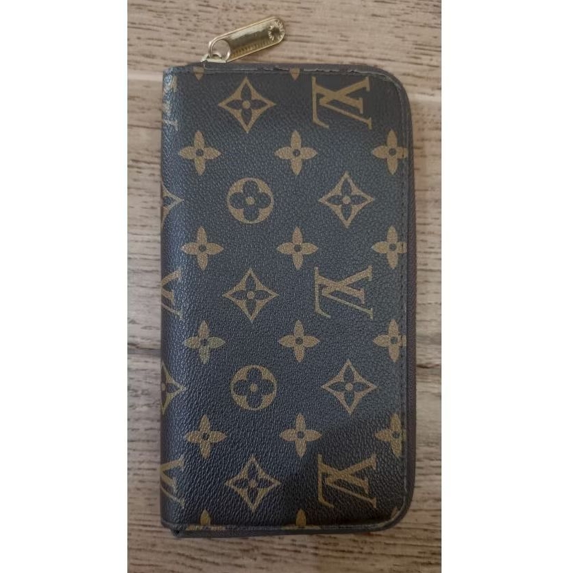 Dompet Louis Vuitton (second)
