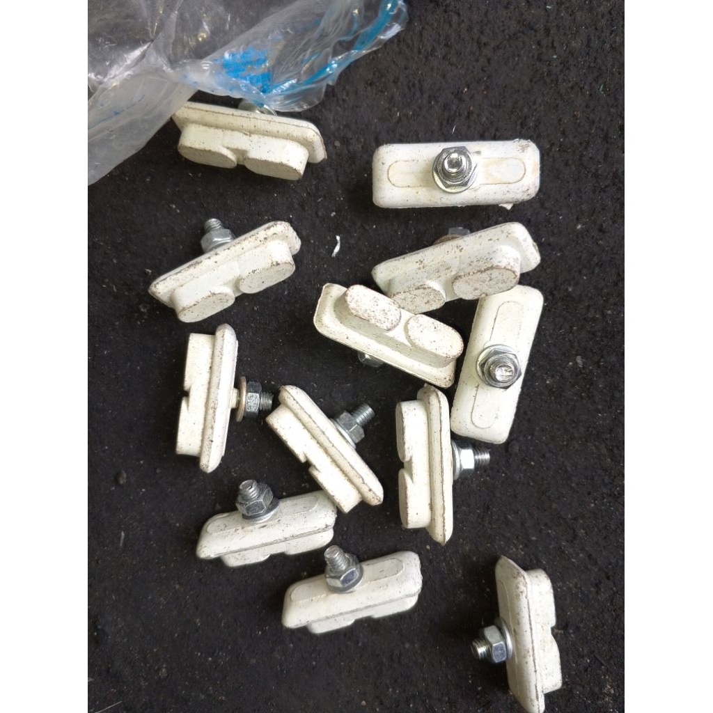 karet rem putih taiwan